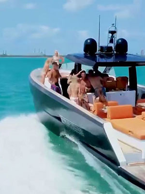 Friends enjoying day charter on a Fjord 42 in Fort Lauderdale